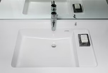 シティタワー大阪本町のステップつき一体型ボウル